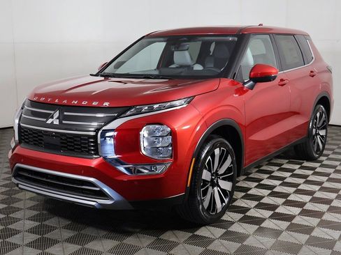 New 2025 Mitsubishi Outlander SE FWD image 11