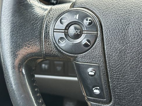 Used 2010 Toyota Tundra Limited image 35