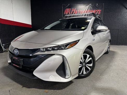 Used 2018 Toyota Prius Prime Premium w/ Carpet Mat Package image 1