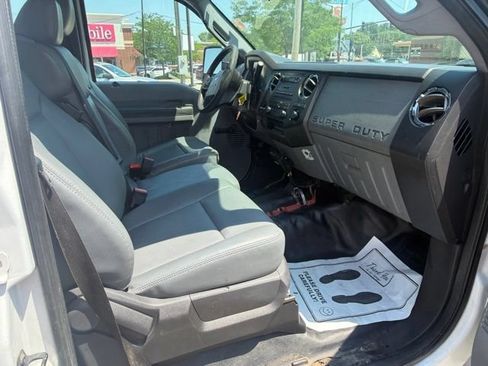 Used 2015 Ford F550 4x4 Crew Cab Super Duty image 14