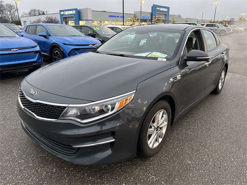 Used 2016 Kia Optima LX image 6