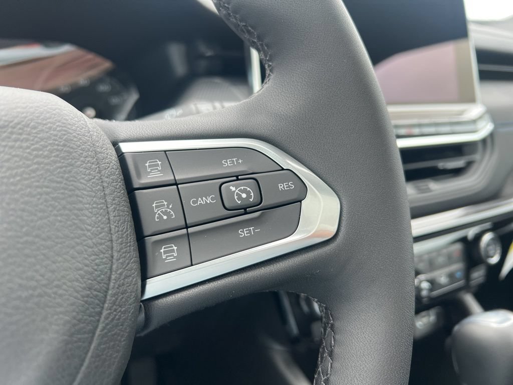 New 2025 Jeep Compass Limited w/ Sun & Sound Group AWD/4WD image 23
