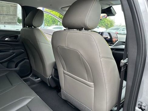 New 2026 Chevrolet Trax ACTIV FWD image 26