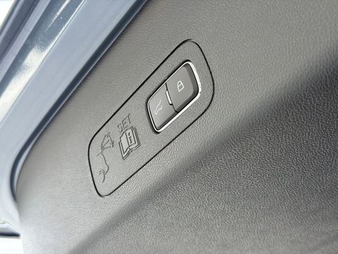 New 2026 Lincoln Aviator Reserve image 9