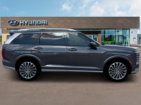 New 2026 Hyundai Palisade Calligraphy FWD image 9