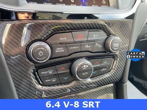 Used 2023 Chrysler 300 C image 19