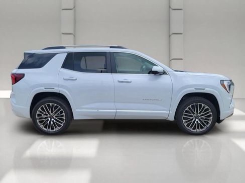 New 2026 GMC Terrain Denali w/ LPO, Floor Liner Package AWD/4WD image 4
