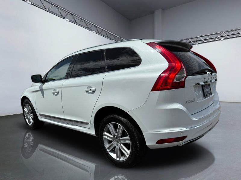 Used 2017 Volvo XC60 T5 Inscription w/ Preferred Option Package AWD/4WD image 5
