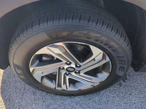 Used 2023 Hyundai Santa Fe SEL image 10