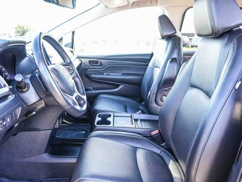 Certified 2025 Honda Odyssey EX-L image 17