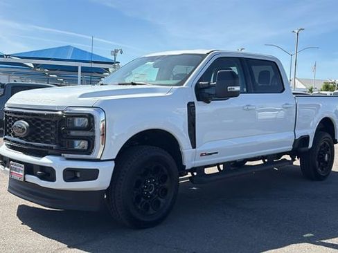 New 2026 Ford F250 Lariat w/ Black Appearance Package AWD/4WD image 7