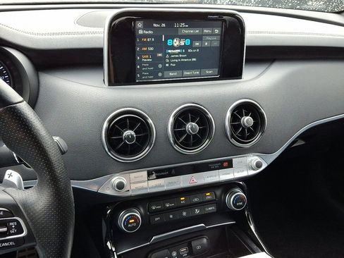 Used 2019 Kia Stinger GT image 28