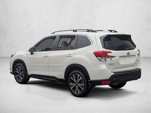 Certified 2023 Subaru Forester Limited image 9