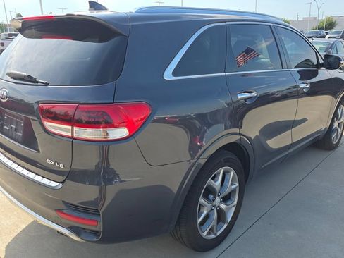 Used 2017 Kia Sorento SX AWD/4WD image 5