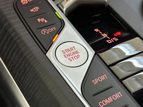 Used 2026 BMW M440i Coupe w/ Premium Package image 30