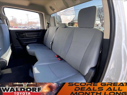 Used 2018 RAM 3500 Tradesman w/ Chrome Appearance Group image 30