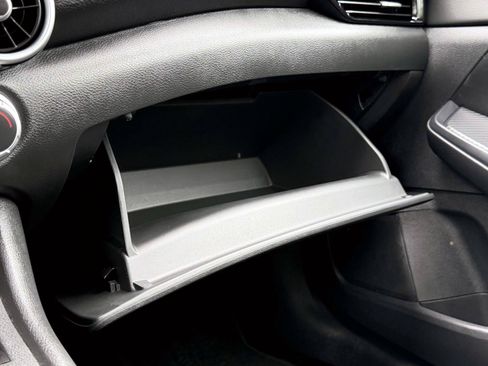 Used 2023 Nissan Sentra SV FWD image 33