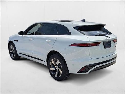 New 2026 Jaguar F-PACE R-Dynamic S image 9