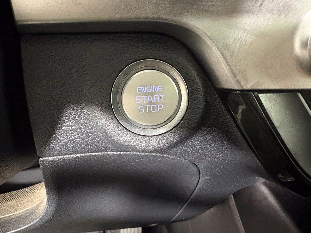 Used 2025 Kia Telluride S FWD image 28