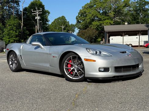 Used 2009 Chevrolet Corvette Z06 RWD image 21