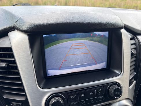 Used 2017 GMC Yukon SLT AWD/4WD image 23