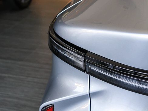 New 2026 Lexus ES 500e AWD/4WD image 10