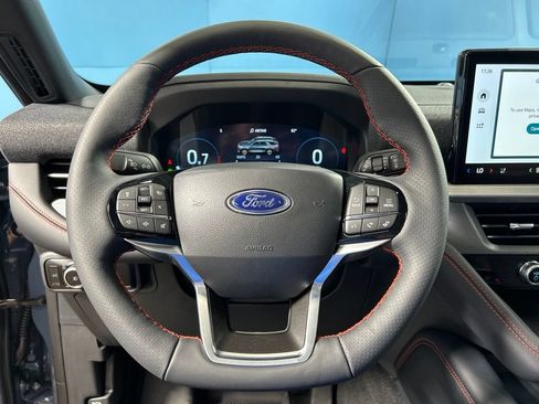 New 2026 Ford Explorer ST-Line w/ ST-Line Street Pack AWD/4WD image 18