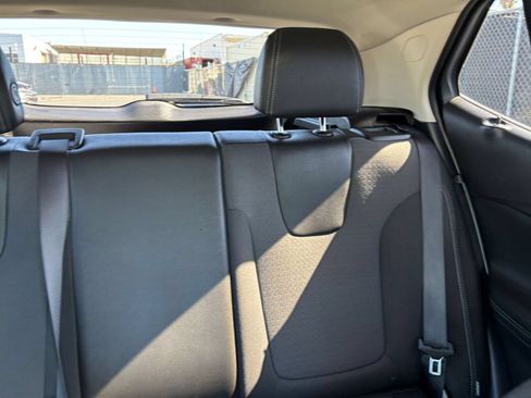 Used 2025 Buick Encore GX Preferred FWD image 38