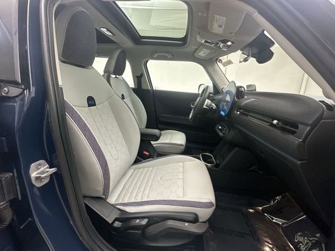 Certified 2025 MINI Cooper S image 29