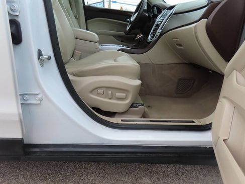 Used 2015 Cadillac SRX Premium w/ Driver Assist Package image 18