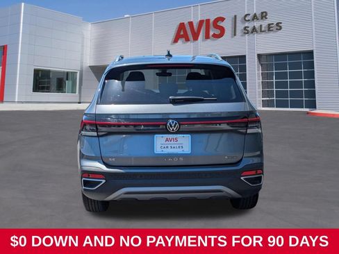 Used 2025 Volkswagen Taos SE AWD/4WD image 7