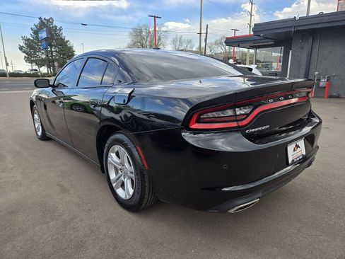 Used 2021 Dodge Charger SXT w/ Leather Interior Group image 6