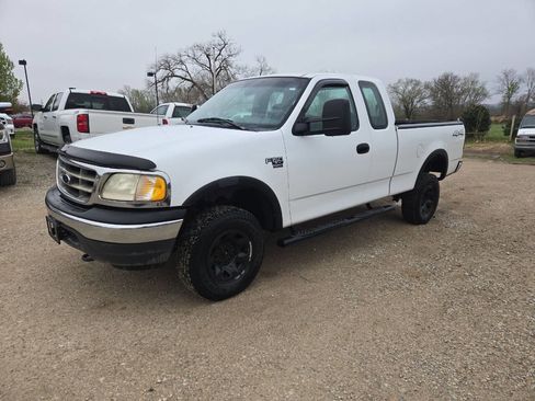 Used 2001 Ford F150 XL image 4
