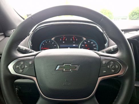 Used 2023 Chevrolet Traverse LT w/ Midnight/Sport Edition AWD/4WD image 21
