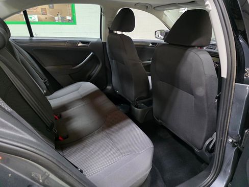 Used 2012 Volkswagen Jetta S image 22