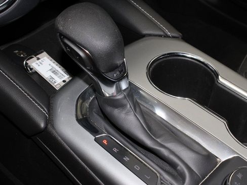 Used 2023 Chevrolet Blazer LT image 30