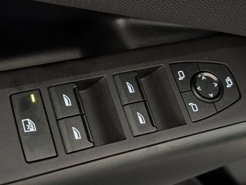 Used 2025 BMW X3 xDrive30i w/ Convenience Package image 13