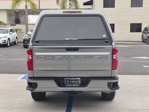Used 2023 Chevrolet Silverado 1500 Custom AWD/4WD image 6