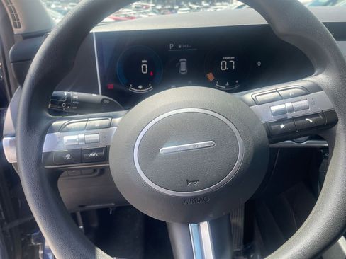 Used 2025 Hyundai Tucson SEL AWD/4WD image 29