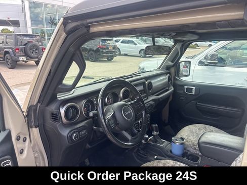 Used 2020 Jeep Gladiator Sport w/ Quick Order Package 24S AWD/4WD image 3