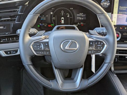 New 2026 Lexus RX 450h AWD image 9