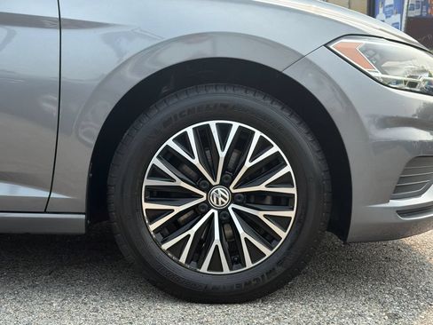 Used 2019 Volkswagen Jetta SE FWD image 6