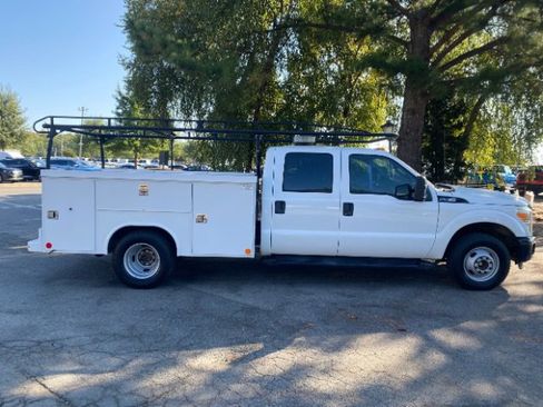 Used 2011 Ford F350 XL image 8
