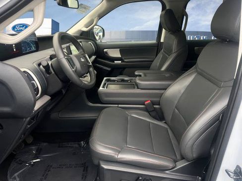 Certified 2025 Ford Expedition Active RWD image 2