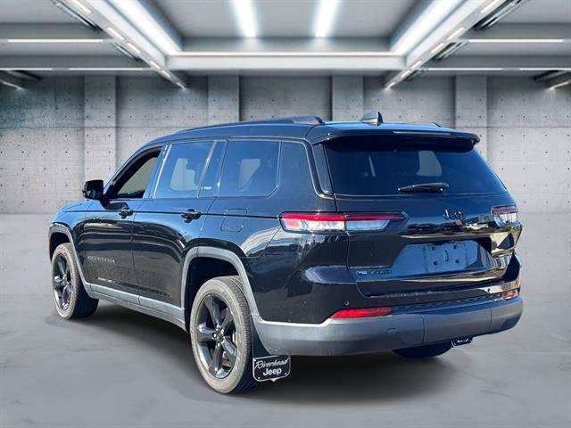 Used 2023 Jeep Grand Cherokee L Laredo AWD/4WD image 5