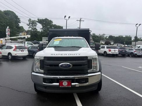 Used 2017 Ford F550 4x4 Regular Cab Super Duty image 8