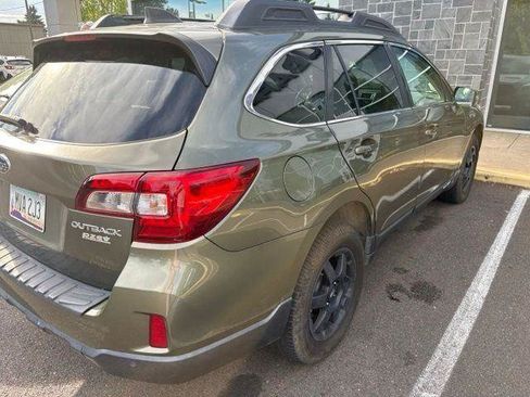 Used 2017 Subaru Outback 2.5i Limited AWD/4WD image 5