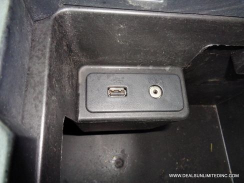 Used 2017 Ford Expedition EL XLT image 17