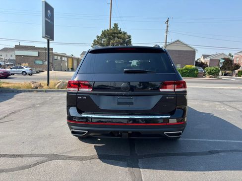 Used 2023 Volkswagen Atlas SE w/ Black Wheel Package AWD/4WD image 6