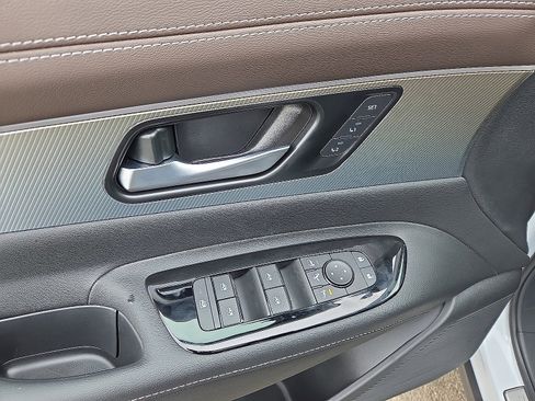 New 2026 Nissan Murano Platinum image 14